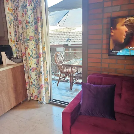 Denize Plaja Sifir 1 Oda 1 Salon Suite